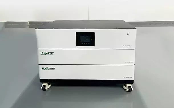 Ukraine 10kWh stackable all-in-one units with MPPT-equipped inverters