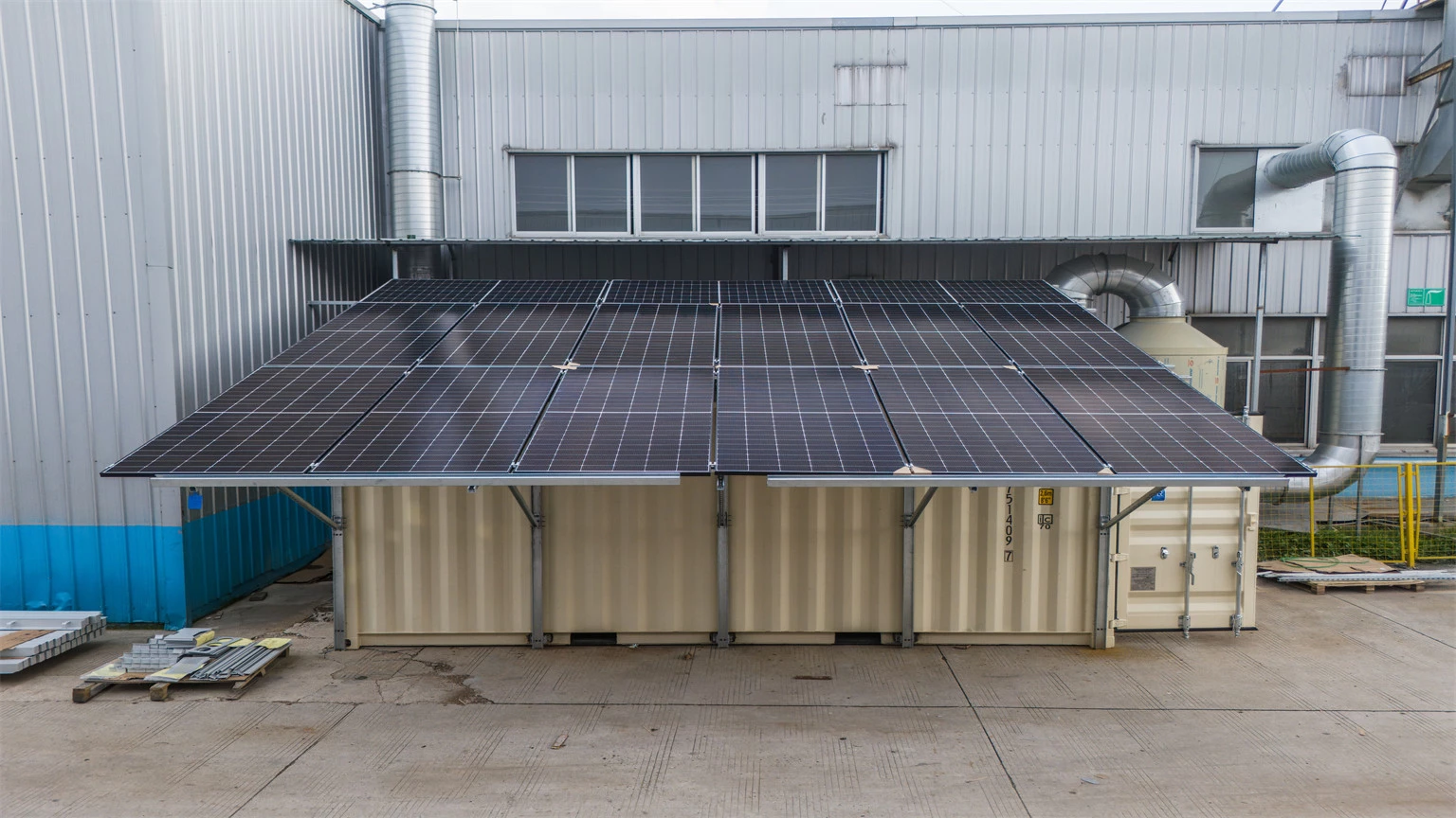 Typical solar energy storage container