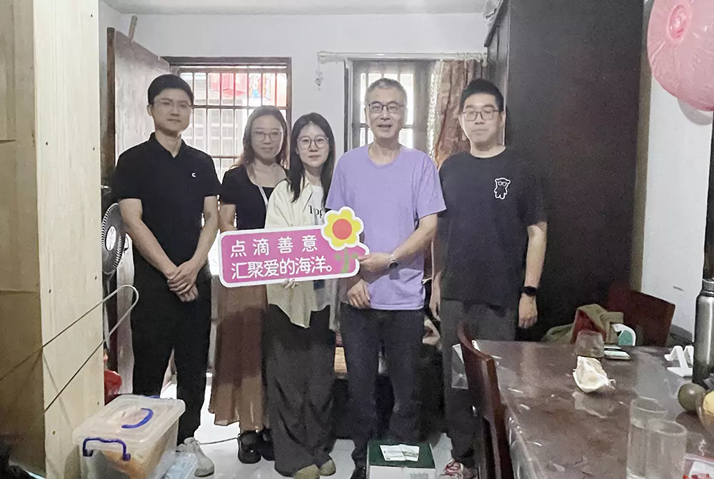 Huijue Group’s Heartfelt Visit to Needy College Students’ Families
