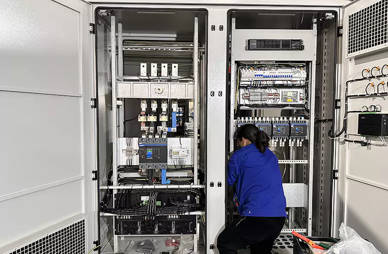  How to Choose the Right Photovoltaic Grid-Tied Cabinet 