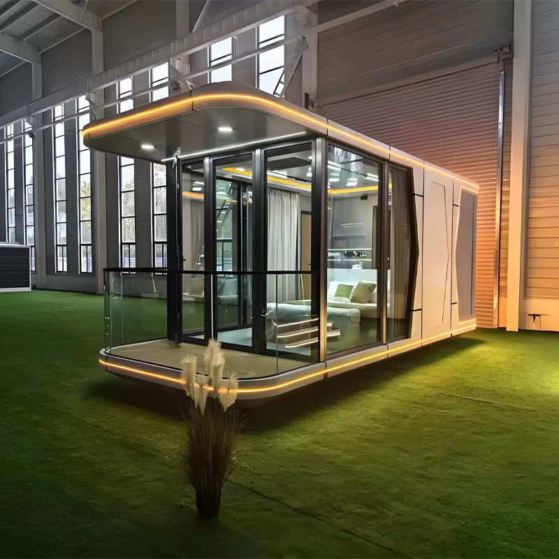 Expandable container house with solar energy