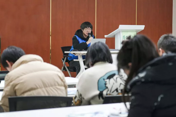 Qingcun Government Conducts Special Lecture on Anti-Telecom and Online Fraud Security at Our Company